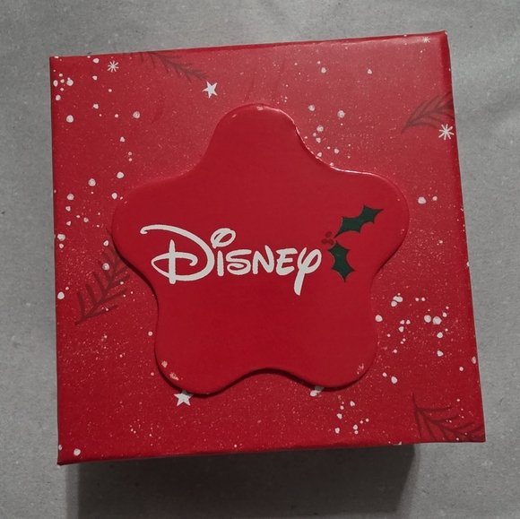 Disney Festive Gold and Red Earrings - Picture 5 of 5